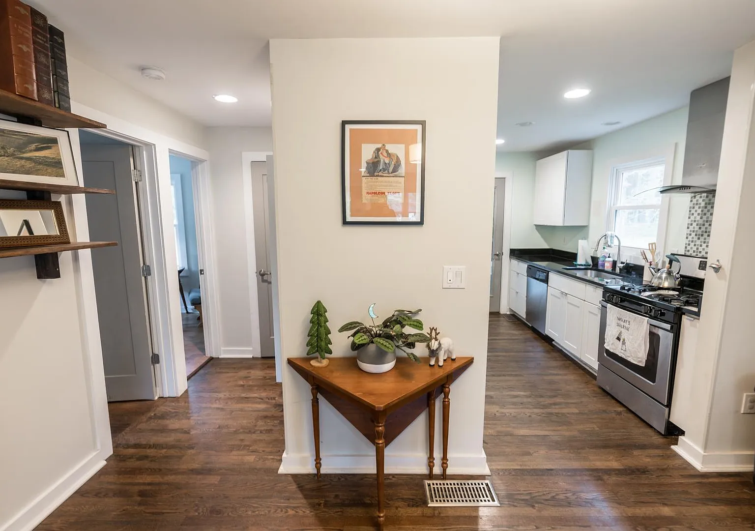 977 Mclendon Drive — Photo 4