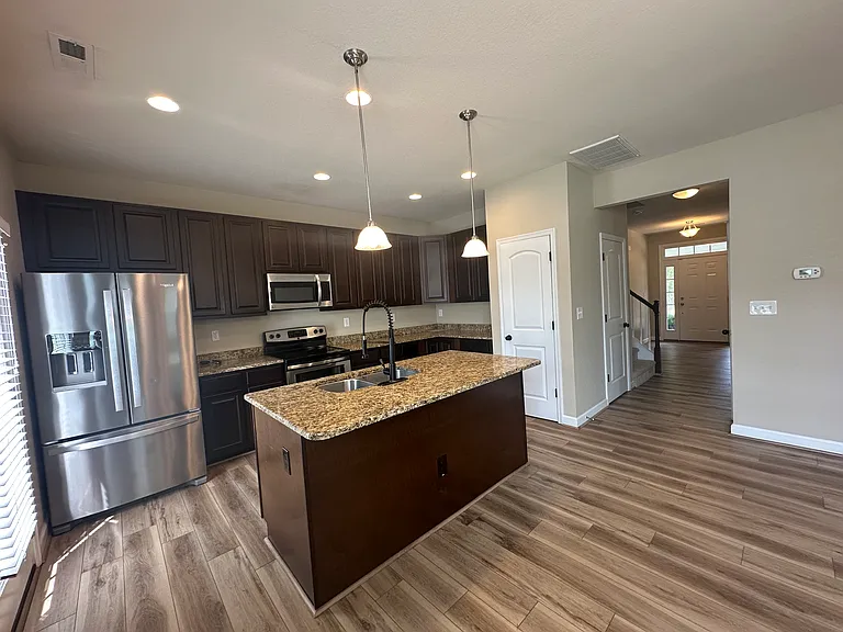 2600 Magnolia Green Loop — Photo 7