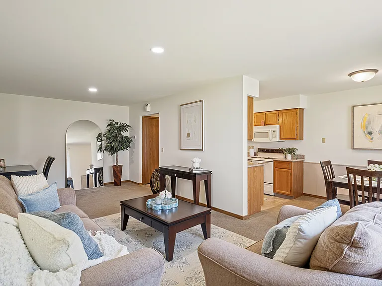 Brookmeadow Apartments — Photo 10