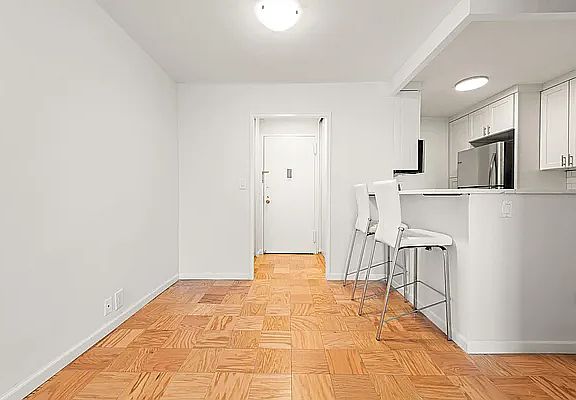 4th image of 70-25 Yellowstone Blvd #16O