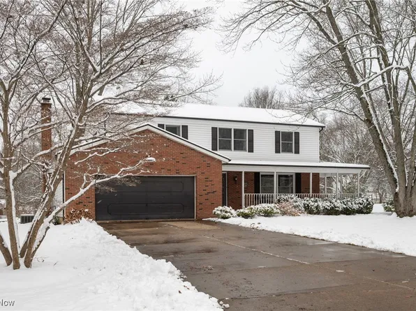 892 Clearwood Rd, Akron, OH 44321