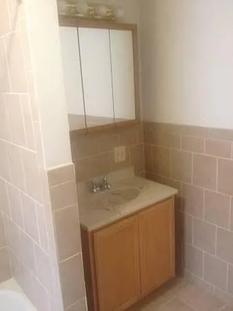 1404 Madison Ave #3 — Photo 4
