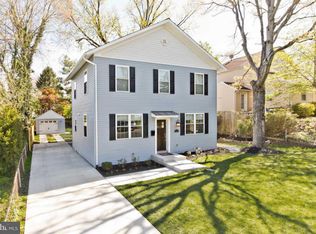 6803 Farragut Ave, Falls Church, VA 22042