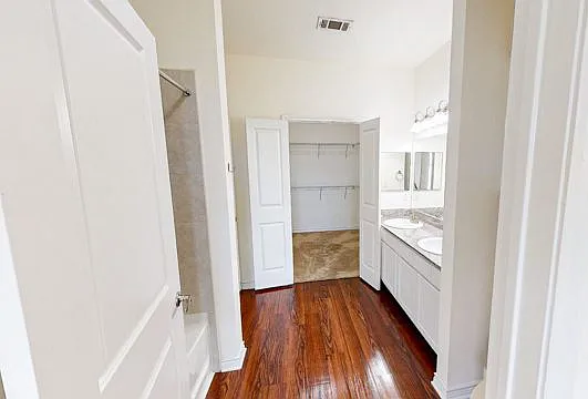 The Reserve Apartments — Photo 53