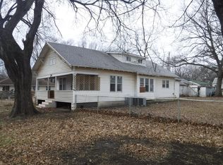 405 S 14th St, Independence, KS 67301
