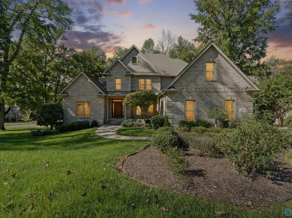 240 Wedgewood Terrace Rd, Madison, AL 35757