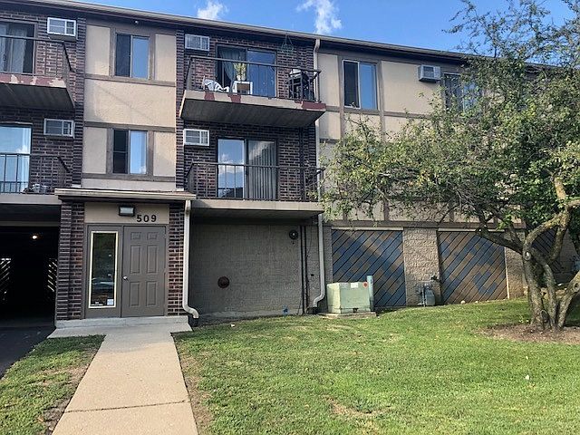 1st image of 509 Kiowa Dr APT 104