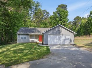 684 Mills Dr, Covington, GA 30016