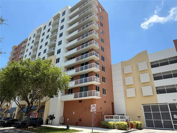 18800 NE 29th Ave APT 405, Aventura, FL 33180
