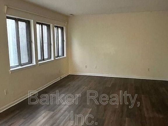 5th image of 607 Dylan Ct
