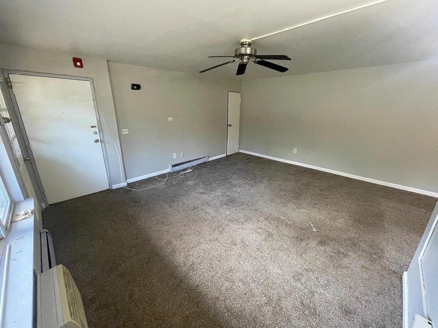 2 bed, 1000 sqft, $2,250 — Photo 3