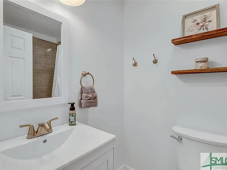 444 Brisbon Rd — Photo 1