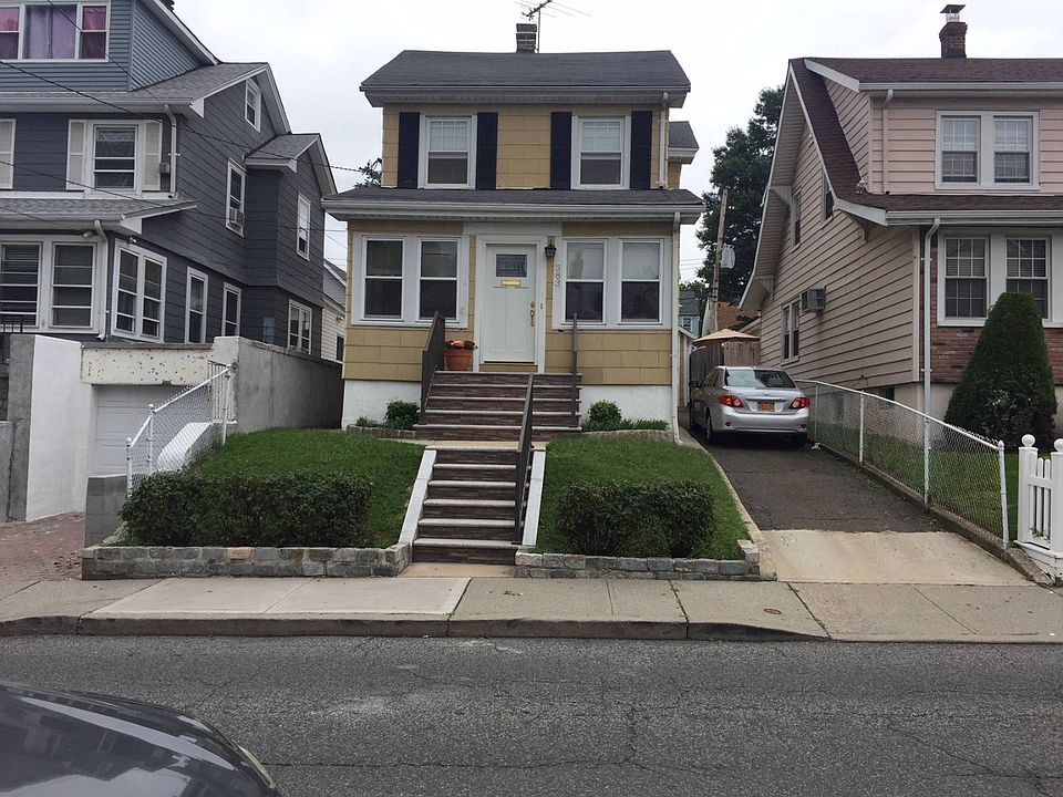 1st image of 383 Pelton Ave