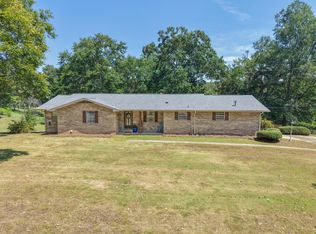 1636 Oak Hill Rd, Tupelo, MS 38804
