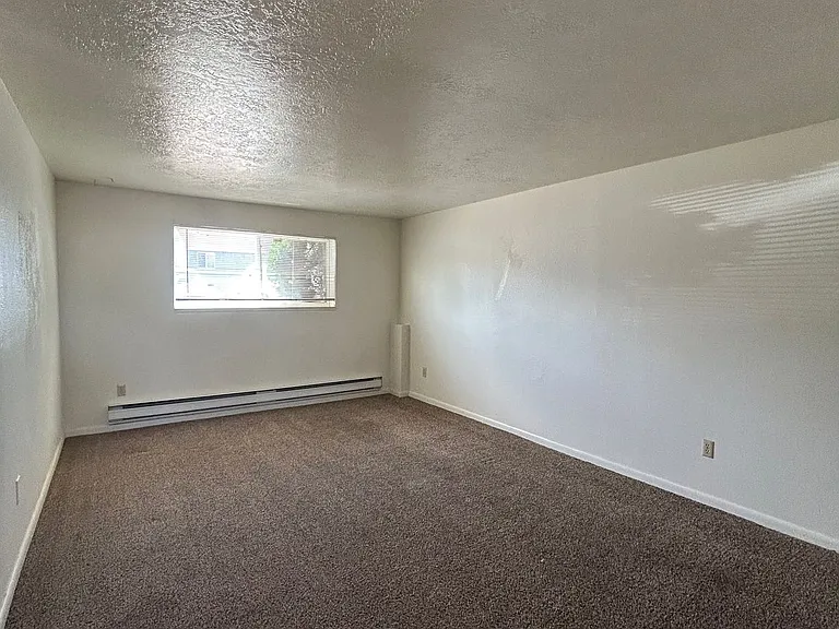 5105 Hawthorne — Photo 35