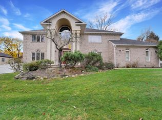9 W Park Ave, Park Ridge, NJ 07656