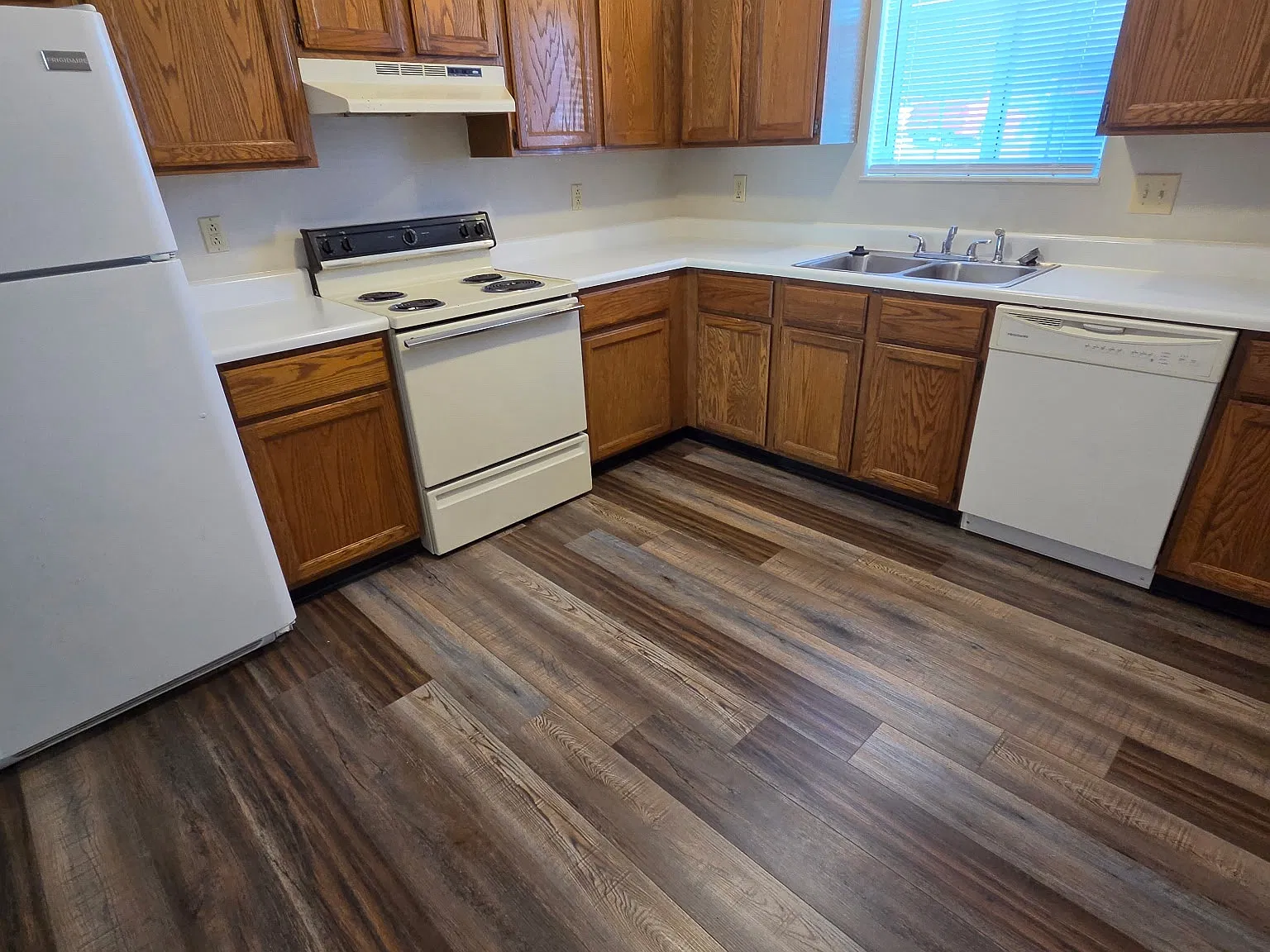 2 bed, 1004 sqft, $995 — Photo 4