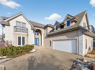 1062 Tory Rd NW, Edmonton, AB T6R 3A5