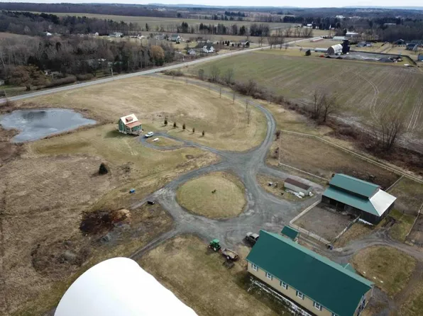 430 Auburn Rd, Groton, NY 13073