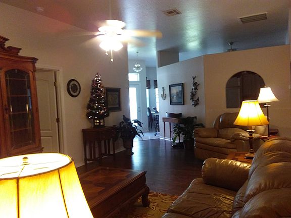 3rd image of 2120 NE 40th Ter