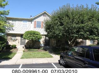 515 Foxtrail Cir E, Westerville, OH 43081
