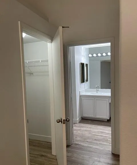 2110 Los Feliz St #2084 — Photo 9