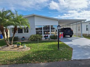 225 Springtime Dr, Sebring, FL 33870