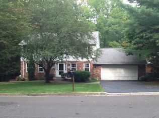 2203 Hemlock Ln, Vestal, NY 13850