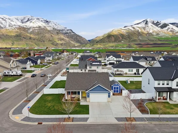 499 S 655 E, Hyrum, UT 84319