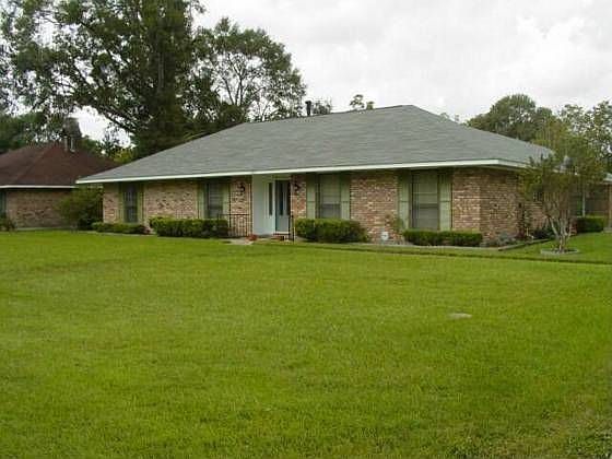 2nd image of 10831 Fieldcrest Dr