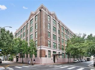 700 S Peters St APT 203, New Orleans, LA 70130