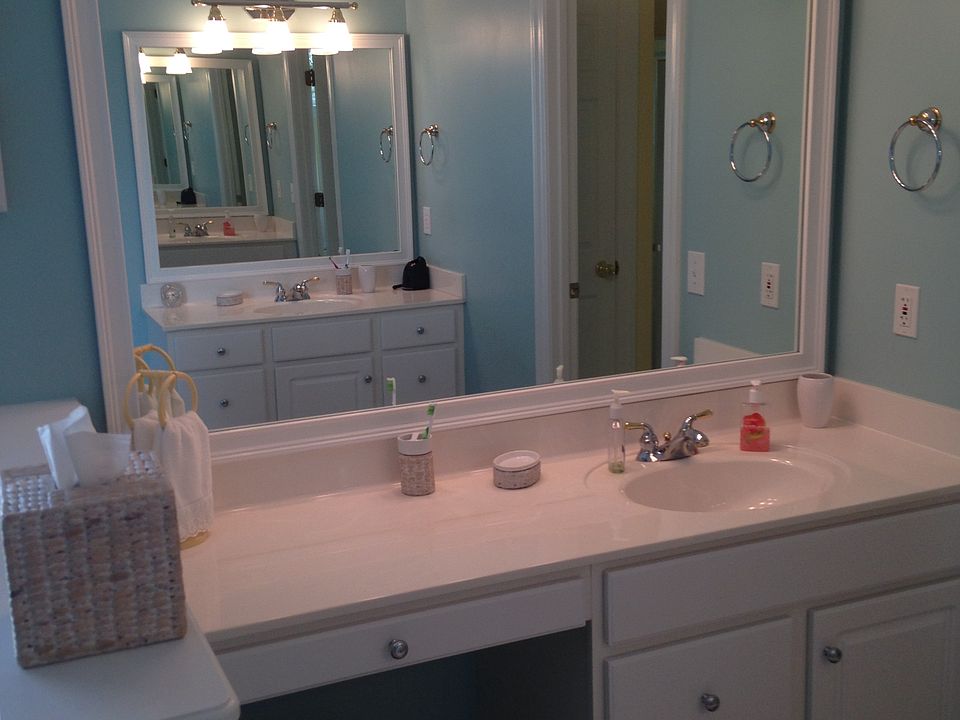 2nd image of 1427 Saddlewood Dr