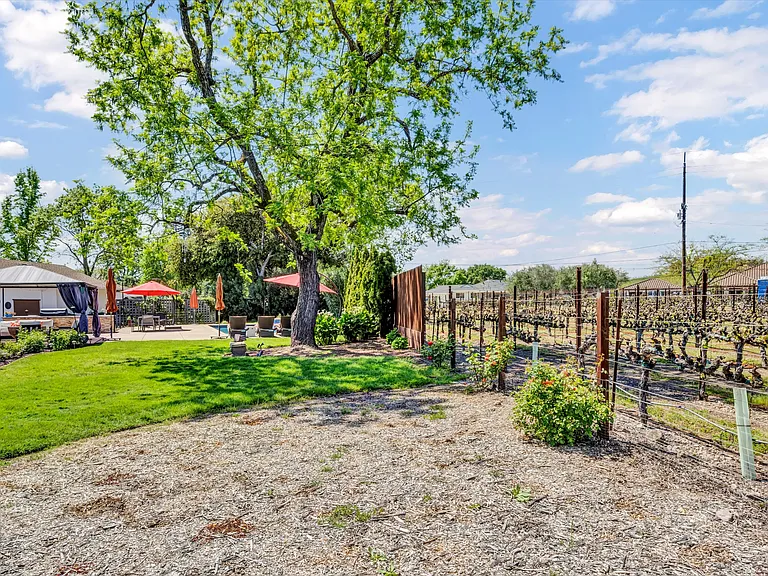 1790 McKinley Rd — Photo 39