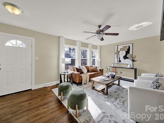 4th image of 7424 Watercrest Rd