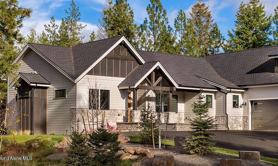 3861 W Winray Dr, Hayden, ID 83835 [Price Cut $30,000] | Zillow