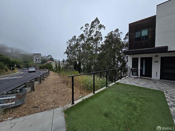 5th image of 983 Crocker Ave