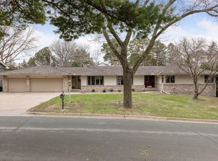 6021 Pine Grove Rd, Edina, MN 55436