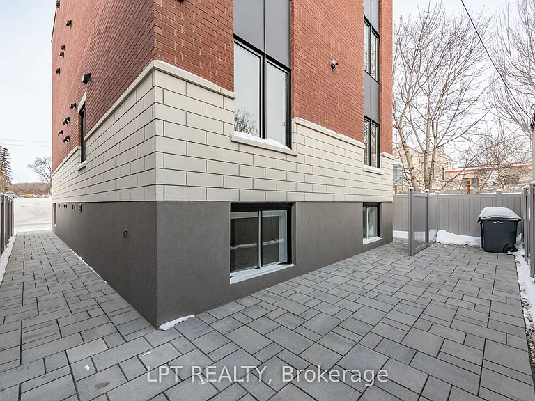 250 Shakespeare St #4 — Photo 19