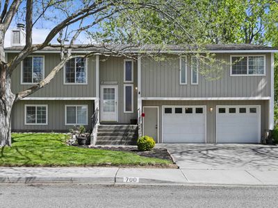 700 N Montana Pl, Kennewick, WA, 99336