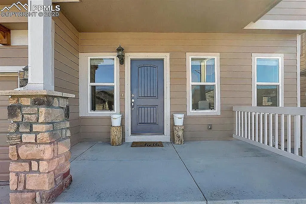 4 bed, 2.5 bath, 3132 sqft, $2,545 — Photo 4