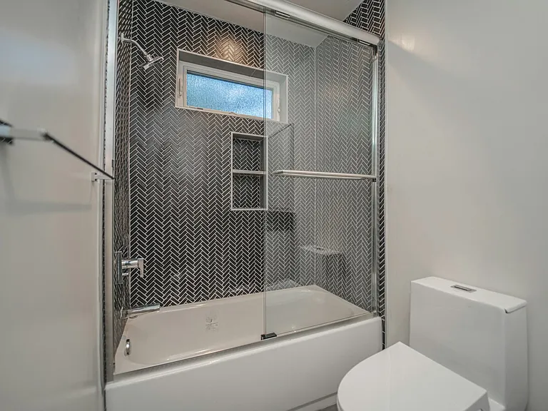 2115 Holly Dr #2117 — Photo 7