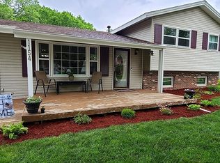 1154 Debbie Ln, Macomb, IL 61455