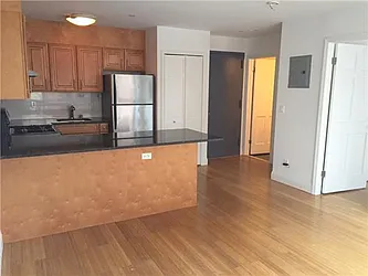 Rented by R New York