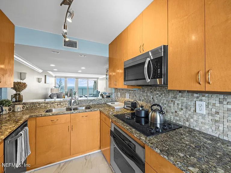 2100 Ocean Dr #Penthouse 2 — Photo 64