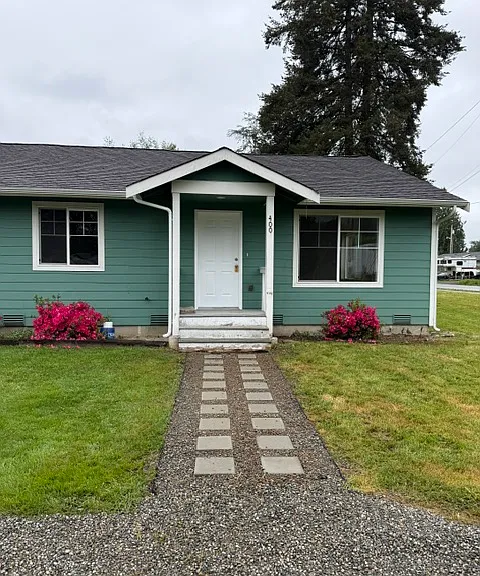 400 Alder Pl #400 — Photo 1