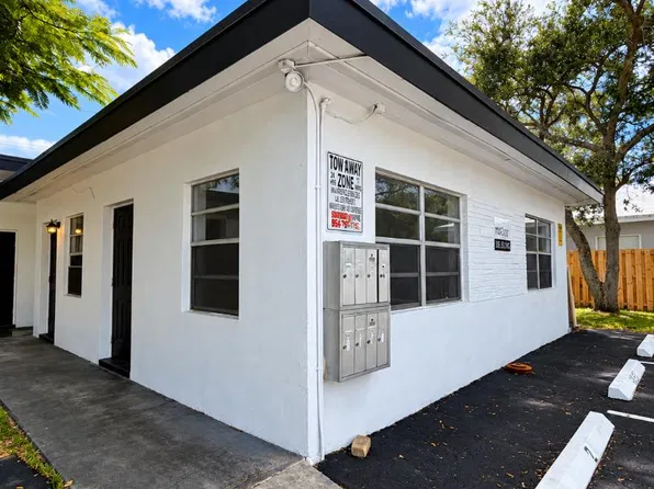 424 NW 15th Ter, Fort Lauderdale, FL