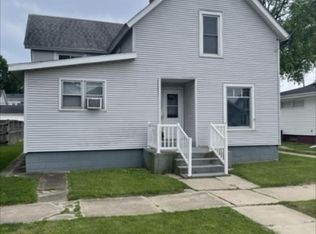 1437 Illinois Ave #1/2, Ottawa, IL 61350
