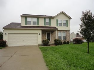 1562 Driftwood Ct, Amelia, OH 45102