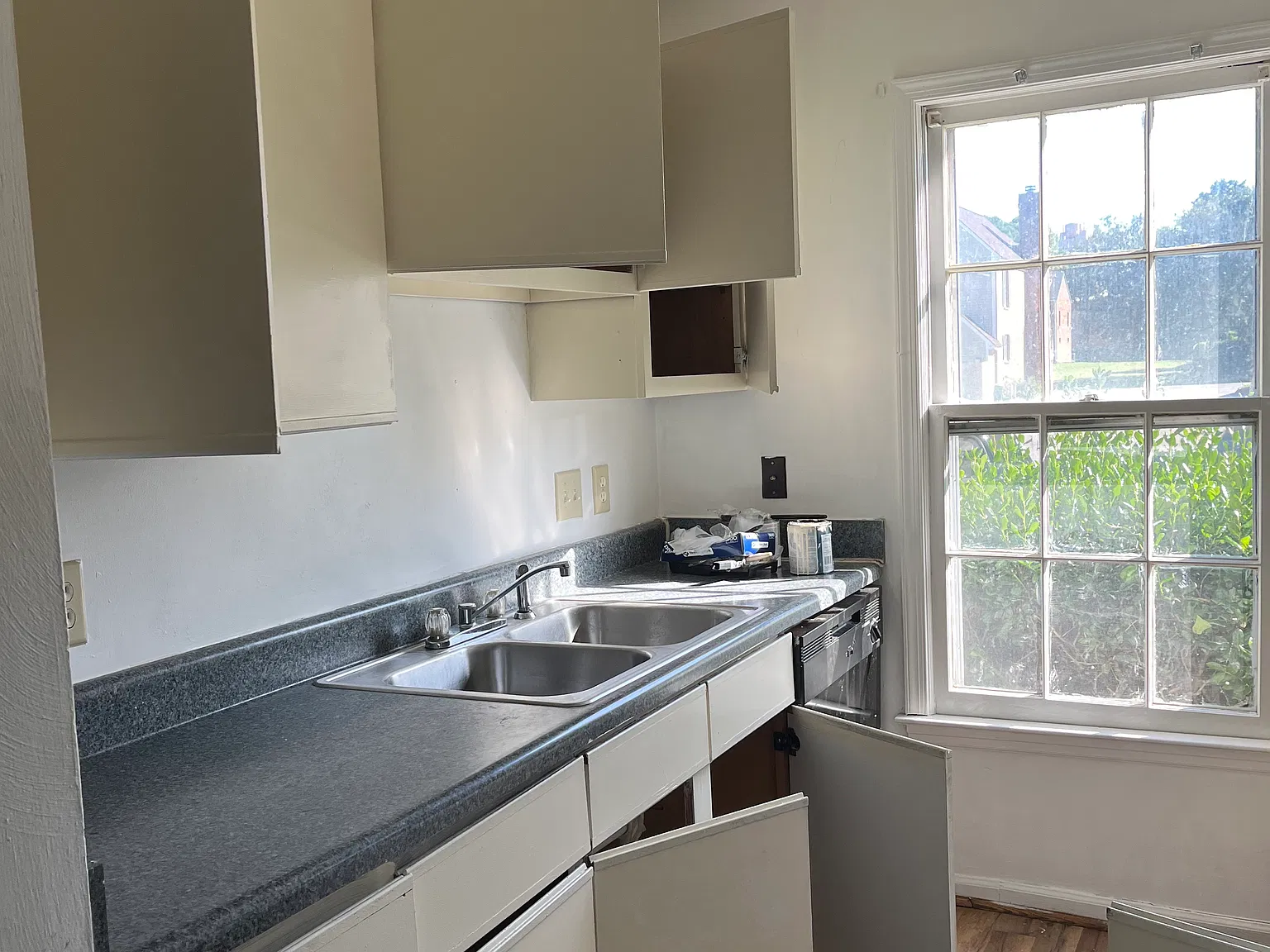 2 bed, 1.5 bath, 840 sqft, $1,295 — Photo 4