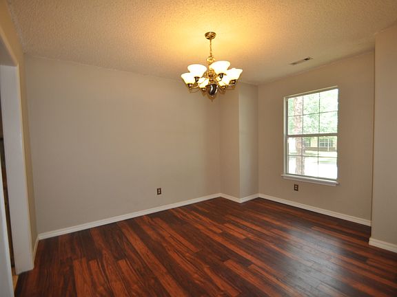 2nd image of 5736 W Fountain St